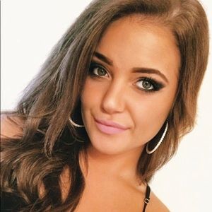 Meet your Posher, Molly